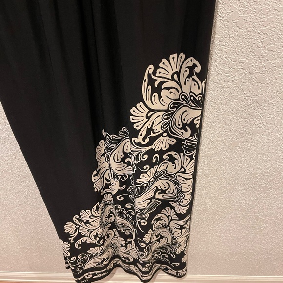 Maxi dress - Picture 2 of 6